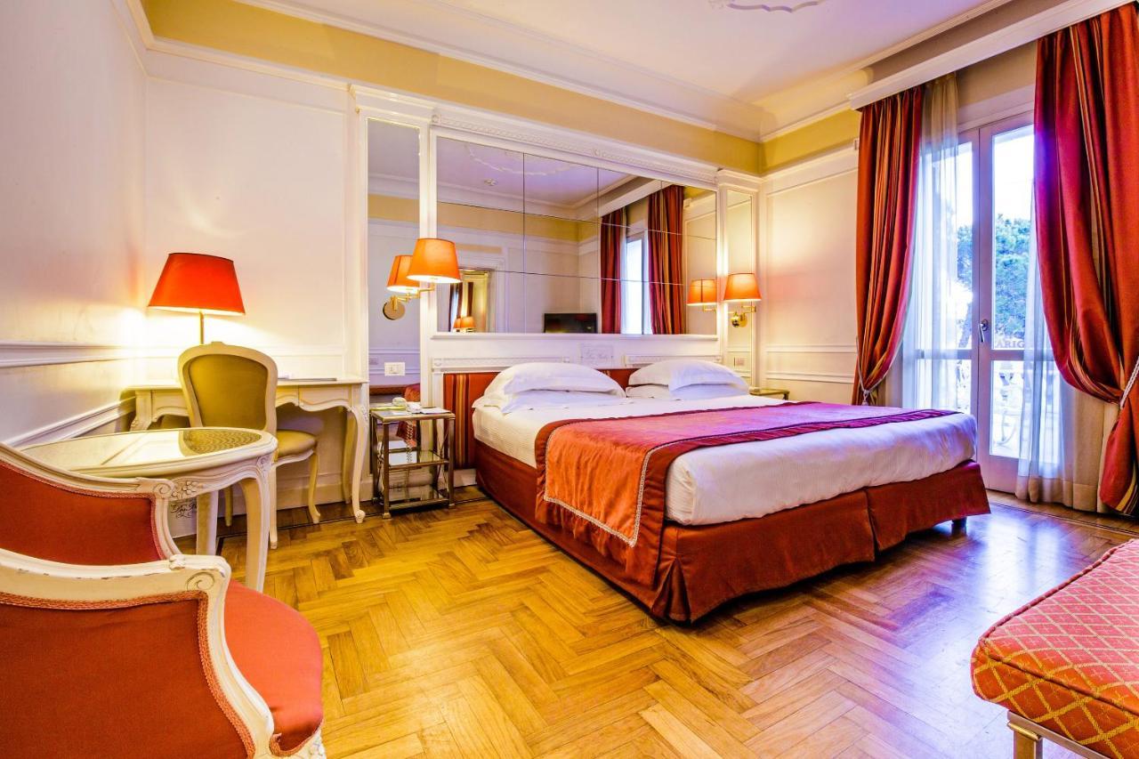 Grand Hotel Des Bains Риччоне Екстер'єр фото